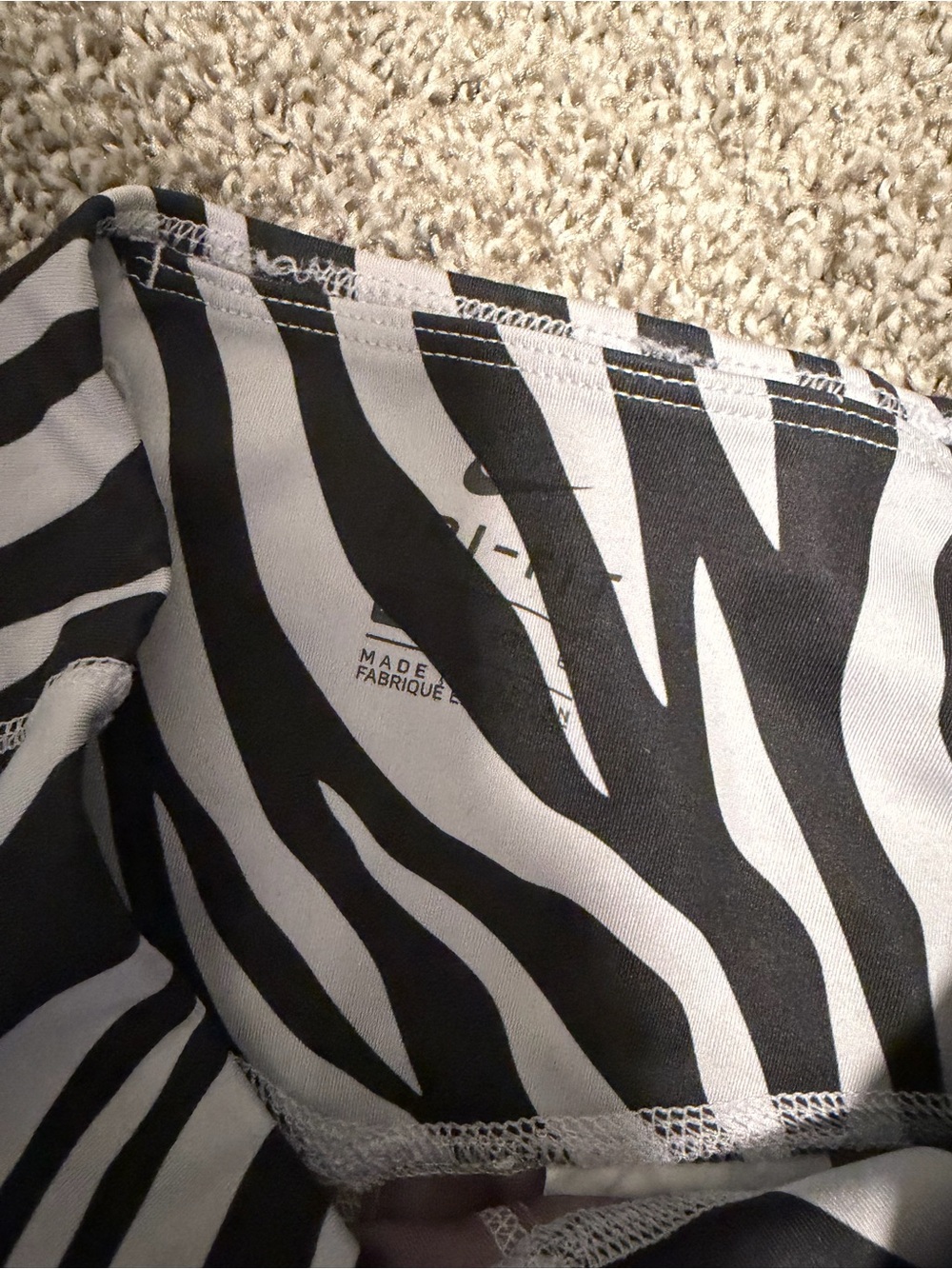 Nike Kids Black & White Zebra-Print Leggings - Picture 2 of 2